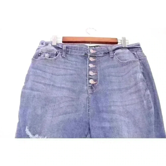 Judy Blue Juniors Skinny Fit Destressed Highrise Waist Button Jeans Size 15/32 - Picture 2 of 14